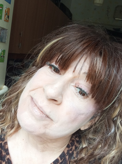 Kati, 57 �ves t�rskeres� n�, Kecskem�t