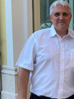 Zsolt, 56 �ves t�rskeres� f�rfi, Tisza�jv�ros