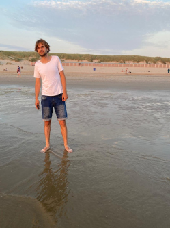 Daniel, 23 �ves t�rskeres� f�rfi, �szak-Holland (Noord-Holland)
