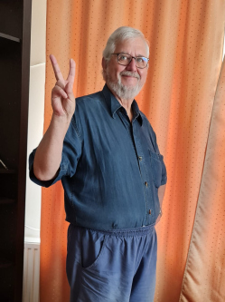 Attila, 76 �ves t�rskeres� f�rfi, V�rpalota