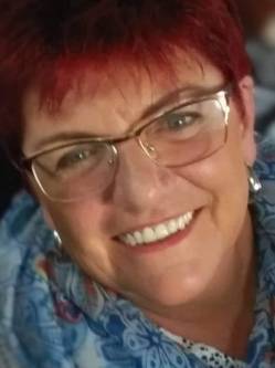 Gy�ngyi, 61 �ves t�rskeres� n�, Medgyesegyh�za