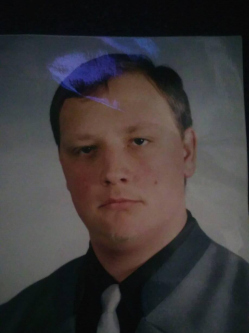 Imre, 41 �ves t�rskeres� f�rfi, V�szt�