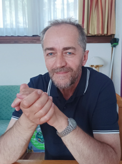 Tibi, 58 �ves t�rskeres� f�rfi, Karintia