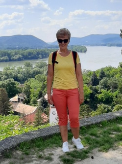 Gizella, 70 �ves t�rskeres� n�, Budapest