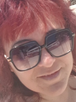Szilvia, 54 �ves t�rskeres� n�, Sopron