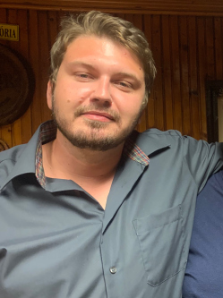Imre, 29 �ves t�rskeres� f�rfi, S�rbog�rd
