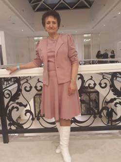 Erzsebet, 69 �ves t�rskeres� n�, Gyula