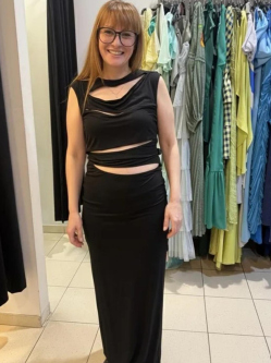 J�lia, 44 �ves t�rskeres� n�, Kecskem�t