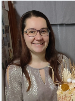 Annam�ria, 40 �ves t�rskeres� n�, Mende