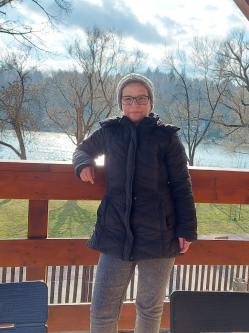 Krisztina, 49 �ves t�rskeres� n�, Romh�ny