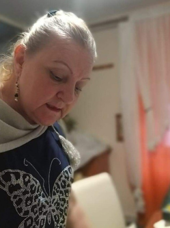 Katalin, 70 �ves t�rskeres� n�, Kiskunlach�za