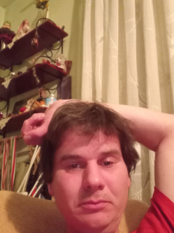 Attila, 38 �ves t�rskeres� f�rfi, S�ndorfalva
