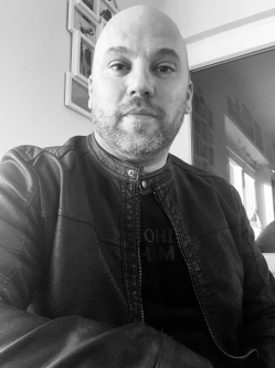 Szabolcs, 44 �ves t�rskeres� f�rfi, Appenzell Ausserrhoden
