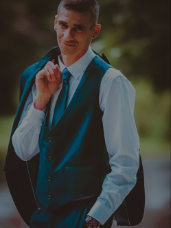Peter, 40 �ves t�rskeres� f�rfi, Bicske