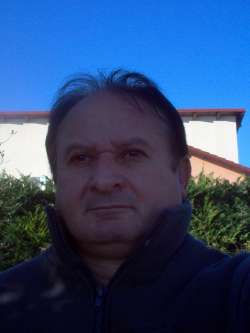 Csaba, 47 �ves t�rskeres� f�rfi, Gy�r