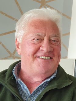 Lajos, 64 �ves t�rskeres� f�rfi, P�csv�rad