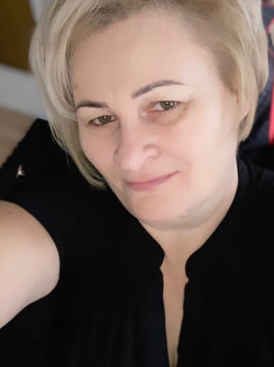 Ildiko, 56 �ves t�rskeres� n�, Hern�dszentandr�s