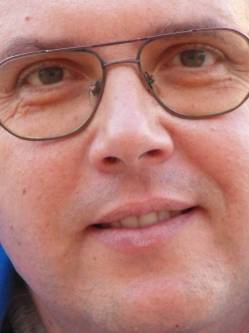 Zoli, 54 �ves t�rskeres� f�rfi, Gyomaendr�d