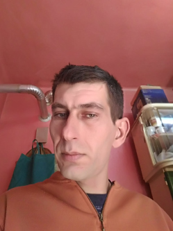 G�bor, 40 �ves t�rskeres� f�rfi, Szalkszentm�rton