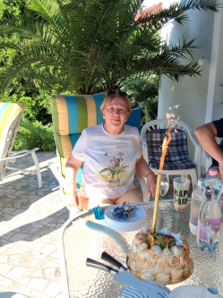 Gitta, 72 �ves t�rskeres� n�, Biatorb�gy