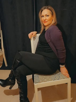 Sarolta, 44 �ves t�rskeres� n�, Kaposv�r