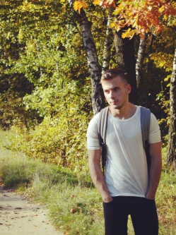 Daniel, 25 �ves t�rskeres� f�rfi, Marcali