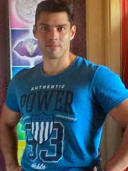 Zsolt, 32 �ves t�rskeres� f�rfi, Ny�regyh�za