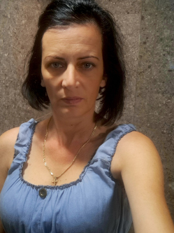 Barbara, 45 �ves t�rskeres� n�, Celld�m�lk