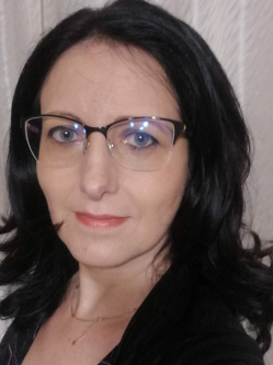 Tinsza, 55 �ves t�rskeres� n�, Zalaegerszeg