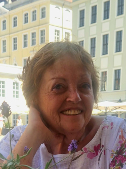 M�ria, 71 �ves t�rskeres� n�, Budapest