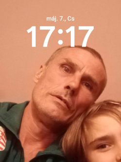 Zolt�n, 48 �ves t�rskeres� f�rfi, Taktab�j