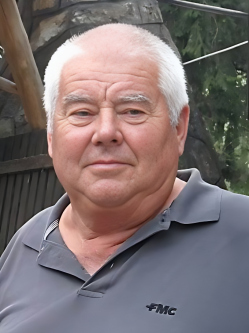 Toni, 72 �ves t�rskeres� f�rfi, Gyula