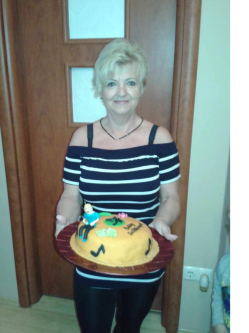 Zsuzsa, 67 �ves t�rskeres� n�, Budapest