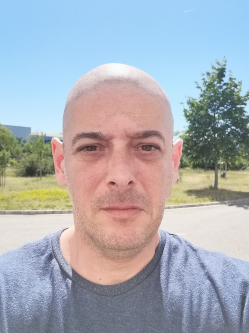 G�bor, 47 �ves t�rskeres� f�rfi, Ravazd