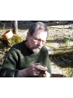 Farkas, 73 �ves t�rskeres� f�rfi, Csob�nka