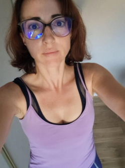 Fanni, 36 �ves t�rskeres� n�, Tatab�nya