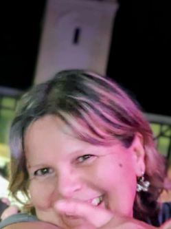 Margit, 62 �ves t�rskeres� n�, Mez�k�vesd