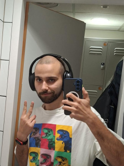 D�niel, 24 �ves t�rskeres� f�rfi, Dabas