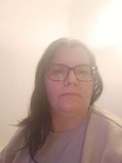 Zsuzsa, 45 �ves t�rskeres� n�, Hajd�bagos