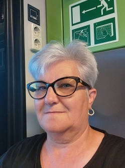 Judit, 60 �ves t�rskeres� n�, Vasv�r