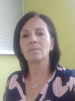 Marianna, 51 �ves t�rskeres� n�, Sz�kesfeh�rv�r