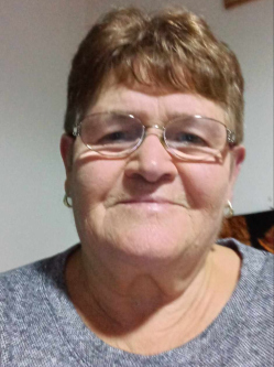 R�zsa, 71 �ves t�rskeres� n�, Pincehely
