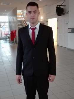 Csaba, 26 �ves t�rskeres� f�rfi, Ny�regyh�za