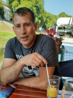 Robi, 51 �ves t�rskeres� f�rfi, Tirol