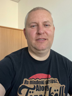 Attila, 50 �ves t�rskeres� f�rfi, Iszkaszentgy�rgy