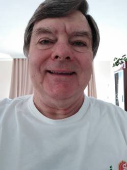 Dezs�, 72 �ves t�rskeres� f�rfi, Nagycenk