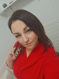 Erika, 48 �ves t�rskeres� n�, Mosonmagyar�v�r