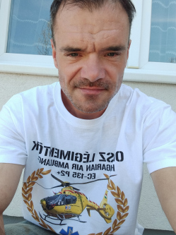 Ervin, 40 �ves t�rskeres� f�rfi, Sopron