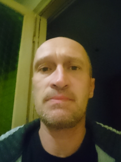Attila, 43 �ves t�rskeres� f�rfi, Baja