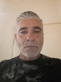S�ndor, 58 �ves t�rskeres� f�rfi, Berzence